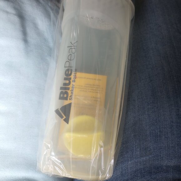 Blue Peak shaker bottle 20oz yellow/black New Sealed! - Picture 5 of 6